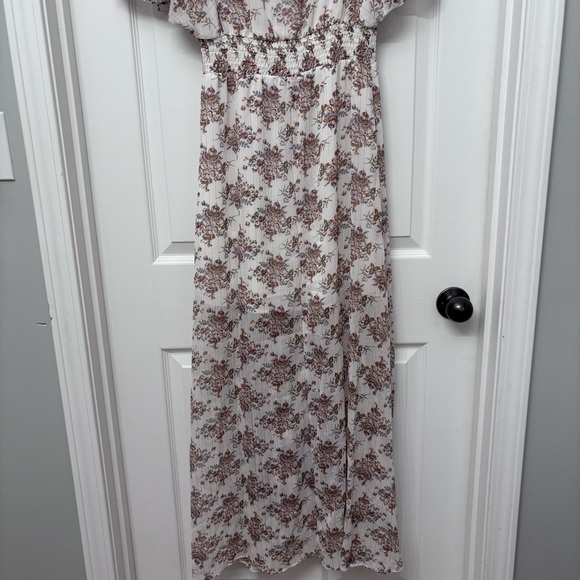 Express Cream and Brown Floral Maxi Dress - Picture 11 of 12
